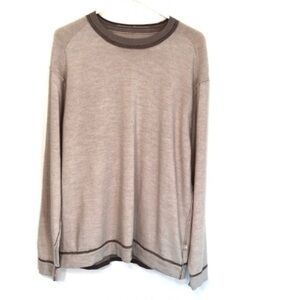 Men’s Tommy Bahama Tan Crewneck Sweater Size L/XL